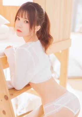 韩剧《她很漂亮》