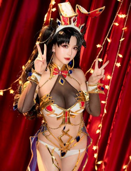 孟钰扮演者