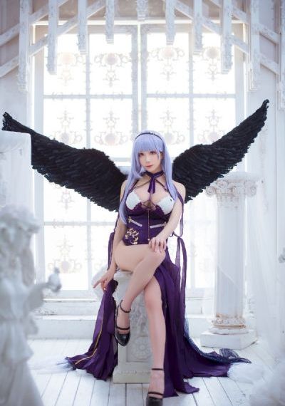 半妖乳娘